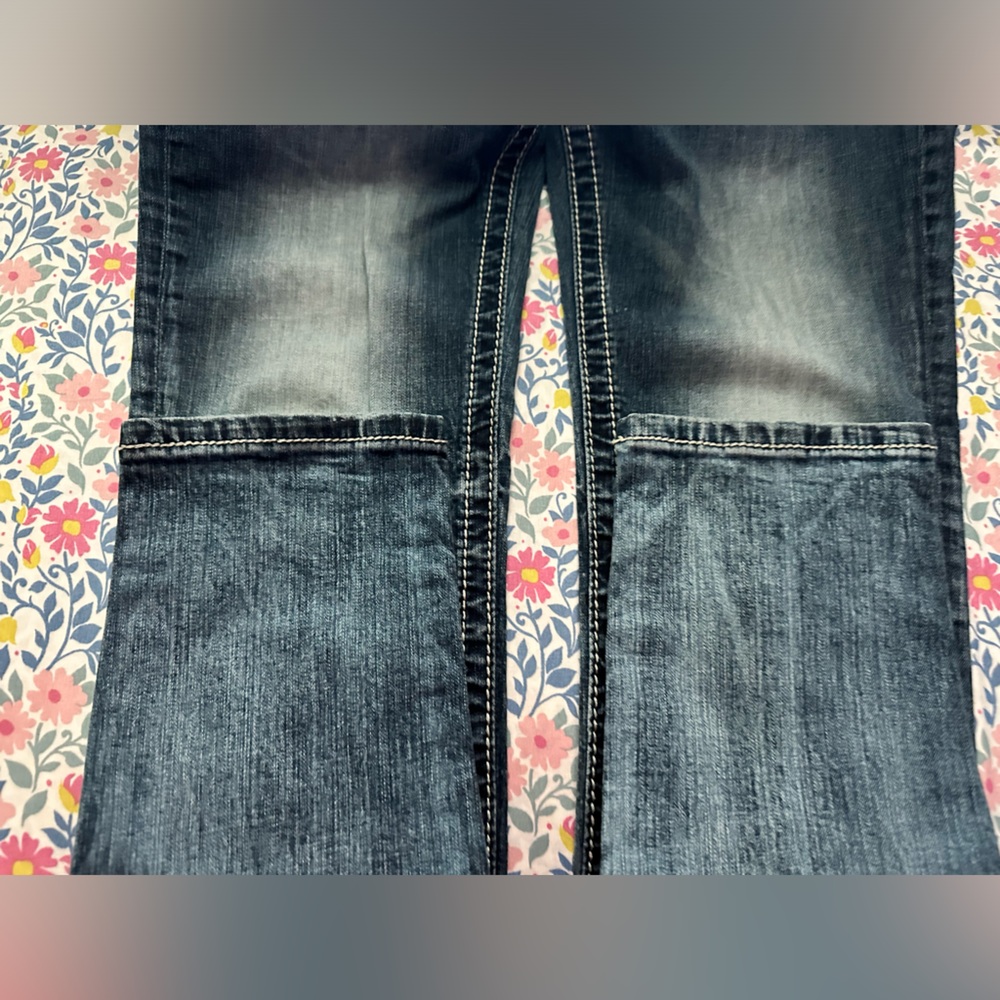 Dark wash miss me jeans size 29